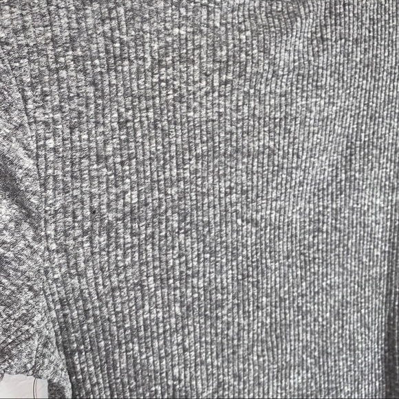 BP grey top - Picture 6 of 7